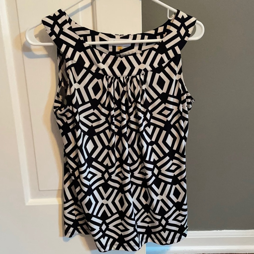 Calvin Klein sleeveless shirt